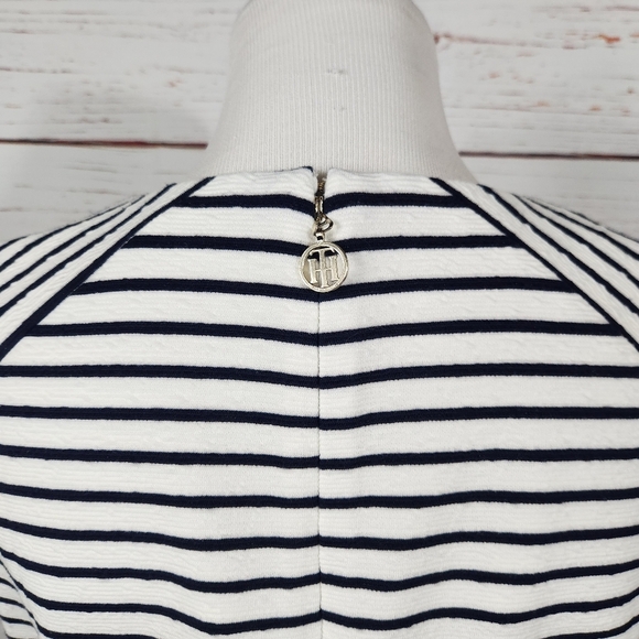 TOMMY HILFIGER Sleeveless Striped Nautical Sheath Dress Navy And White Size 8 - Picture 6 of 9